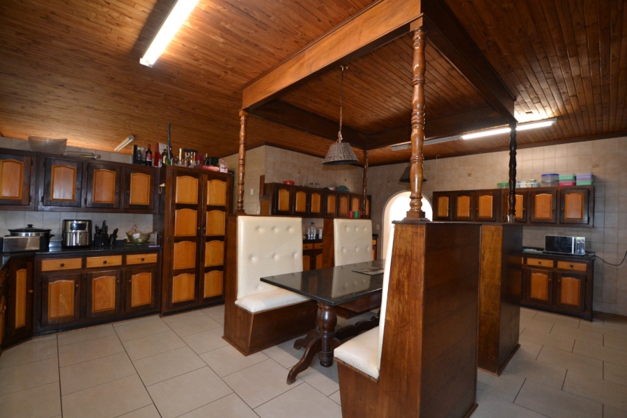4 Bedroom Property for Sale in Hennenman Free State